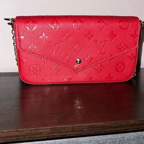 NEW/NEVER USED Authentic Félicie Pochette Louis Vuitton Purse